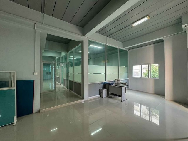 ด่วนนน ขาย เช่า โฮมออฟฟิต  3 ชั้น  เนื้อที่ 105 ตร.วา พื้นที่ใช้สอยกว่า 500 ตร.เมตร ใจกลางอมตะนคร ชลบุรี