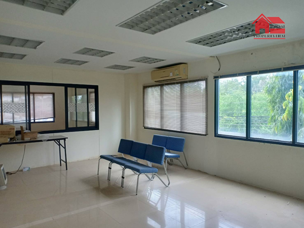 ขายอาคารโรงงานสีม่วง เนื้อที่1ไร่พื้นที่ใช้สอย1,300ตร.ม ออฟฟิศ ใบอนุญาต ร.ง4 หม้อแปลง 100KVA ถนนลำลูกกาคลอง ปทุมธานี ราคาขาย 25 ล้านบาท