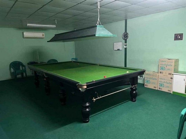 ขายบ้านพร้อมที่ดินหนองบอนแดงบ้านบึงชลบุรีทำเลดี ติดถนนซอยหลัก  เหมาะสำหรับ ค้าขาย  อยู่อาศัย  ห้องแถว