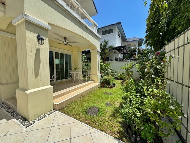 บ้านเดี่ยว 2 ชั้น โชคชัย 4 ลาดพร้าว ติด JAS วังหิน 74 ตรว. ทำเลทอง เดินไปห้างได้หลายแห่ง