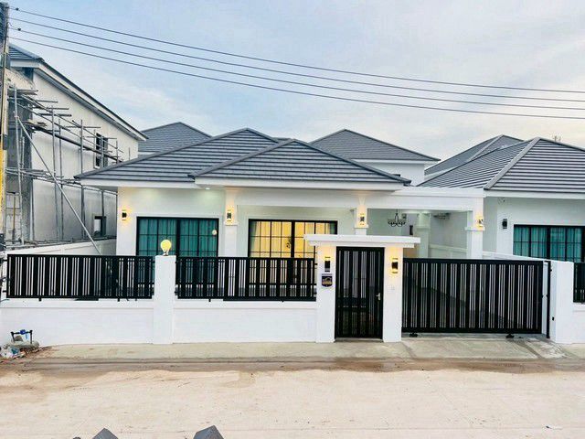 ขายบ้านเดี่ยวชั้นเดียว ปลูกสร้างใหม่ ทำเล ห้วยใหญ่ บางละมุง ชลบุรี