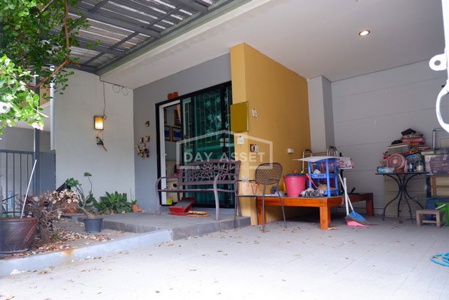 ขายทาวน์โฮม 2 ชั้น หมู่บ้านไอ-ดีไซน์ ลำลูกกา คลอง 3 : I-Design Lamlukka Klong 3 เนื้อที่ 20.3 ตร.ว. ขายเพียง 1,890,000 ล้านบาท