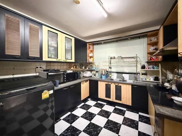 P794 ขายบ้านเดี่ยว ซอยพหลโยธิน 24 ปากซอยติด BTS สถานี พหลโยธิน24 ใกล้สำนักงานที่ดิน สาขาจตุจักร ตึกช้าง ลาดพร้าว 1 ลาดพร้าว 15