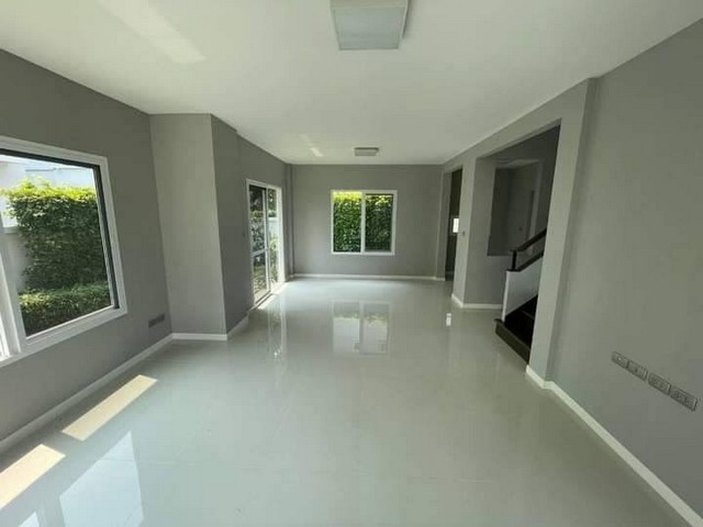 บ้านเดี่ยว 2 ชั้น บ้านใหม่ ยังไม่มีใครเข้าอยู่  โครงการ สีวลี สันกำแพง