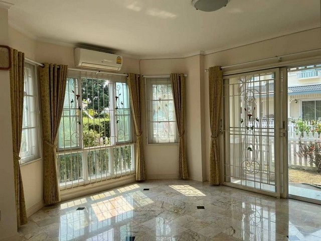 ลดราคาขาย บ้านเดี่ยว 2 ชั้น บ้านสภาพดี โครงการ นนนิภา สันทราย