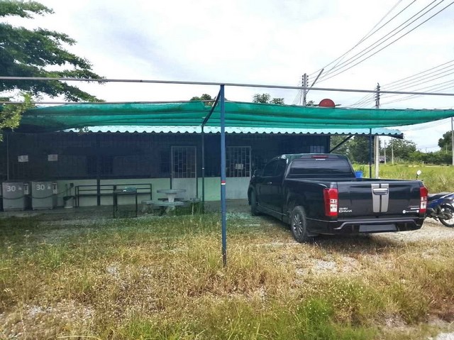 ขายบ้านพร้อมที่ดินหนองบอนแดงบ้านบึงชลบุรีทำเลดี ติดถนนซอยหลัก  เหมาะสำหรับ ค้าขาย  อยู่อาศัย  ห้องแถว