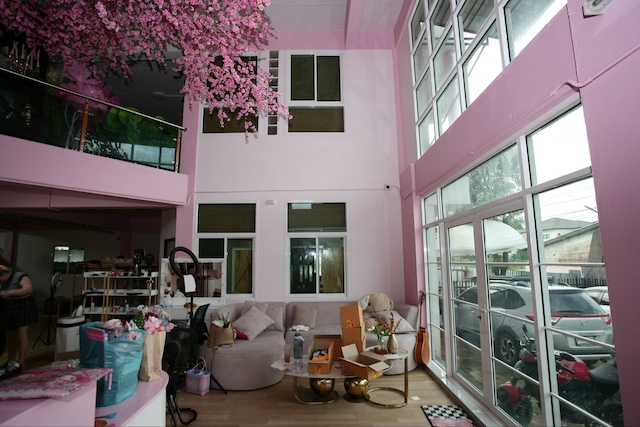 ขายโฮมออฟฟิศ 3 ชั้น ติดถนนพระราม 2 ซ.เอกชัย 5 อ.เมือง สมุทรสาคร พื้นที่ 26.4 ตร.ว (200 ตร.ม)