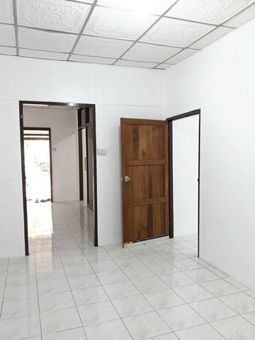 บ้านเดี่ยวรีโนเวทใหม่ทั้งหลัง 34 ตร.ว. หมู่บ้านการเคหะ ซอย 2/5  เมืองนครสวรรค์