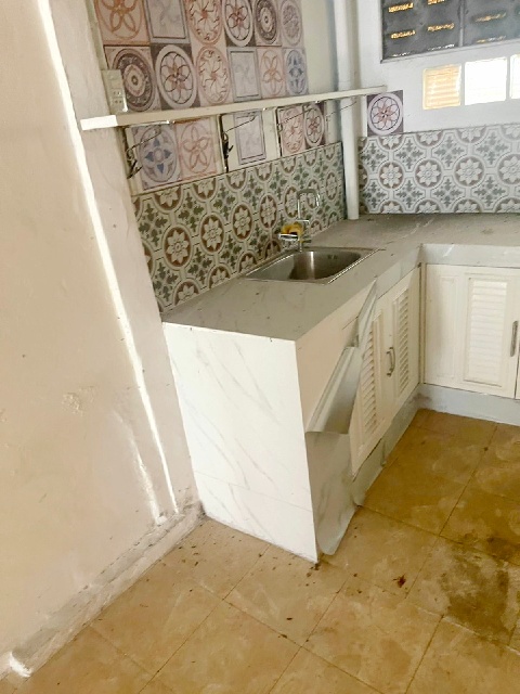 จอมทอง ระหว่าง ถ ถ.สุขสวัสดิ์ ต้นๆ BTS ตลาดพลู 3.1 กม. และพระราม2 ให้เช่าอาคารพาณิชย์ 2 ชั้น  ติดถนนใหญ่ สุขสวัสดิ์ 19ตร.วา. 1นอน