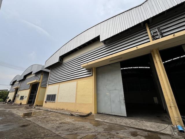 ให้เช่าโกดัง 500 , 1000 ตรม. รถใหญ่เข้าได้ ถนนเอกชัย ซอยบ่อดิน บางน้ำจืด สมุทรสาคร