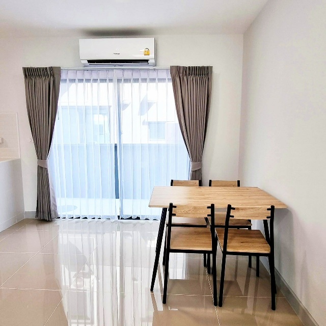 ฟิวเจอร์พาร์ค รังสิต 1.6กม.ม.กรุงเทพ รังสิต 4กม. ทาวน์เฮาส์ 2 ชั้น 3นอน พหลฯ-วิภาวดี แกรนด์พลี 145ตร.ม.18ตร.วา.จัดเต็มเฟอร์ 4 แอร์