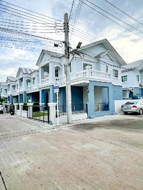 ถ.วัดศรีวารีน้อย APL สุวรรณภูมิ5กม. บ้าน 2 ชั้น ใหม่ หลังมุม 57ตร.วา.237 ตร.ม.ม.หัวเฉียวเฉลิมพระเกียรติ  4.1 กม.3นอน 2 น้ำ  