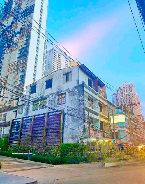 BTS พร้อมพงษ์ 700ม. ให้เช่าอาคารพาณิชย์ 4ชั้น ย่านสุขุมวิท22-24 BTSทองหล่อ1.2กม. 19ตร.วา.289ตร.ม .4นอน 3 น้ำ  เอ็มควอเทียร์ 700 ม.  