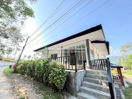 บ้าน 3 ห้องนอน โซนหน้าเมือง เกาะสมุย ว่างให้เช่า พร้อมเฟอร์นิเจอร์ครบ ต.หน้าเมือง อ.เกาะสมุย จ.สุราษฎร์