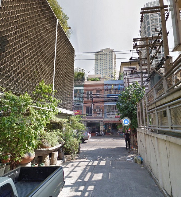 ย่านสุขุมวิท22-24 18 ตร.วา.BTSทองหล่อ1.2กม. ให้เช่าอาคารพาณิชย์ 4ชั้น 280 ตร.ม. 4นอน 3 น้ำ  เอ็มควอเทียร์ 700 ม.  BTS พร้อมพงษ์ 700ม. 