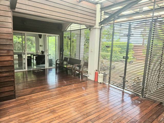 cx ขายบ้านเดี่ยว2ชั้น หมู่บ้านซื่อตรง  สุวินทวงศ์ 29 Tel.0999983807