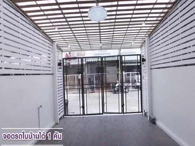 ขายทาวน์เฮ้าส์ 2 ชั้น รีโนเวทใหม่สวย สไตล์ มินิมอล หมู่บ้านสวนทิพย์ คลองลำเจียก12 ใกล้เลียบด่วน