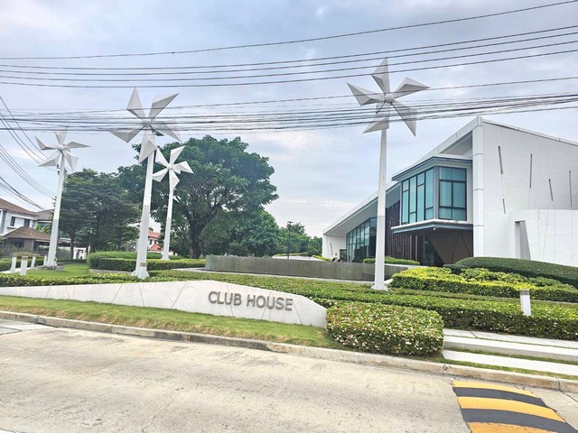 ขายบ้านเดี่ยว The Grand บางนา-วงแหวน หน้าบ้านวิวสวนร่มรื่น อยู่ใกล้เมกาบางนา เป็นบ้านใหม่ไม่เคยเข้าอยู่