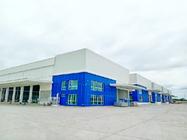 ติดถนนบางนา ตราด นิคมอุตสาหกรรมเวลโกรว์ 1.7 กม. ให้เช่าโกดัง 1722ตร.ม. พื้นที่ freezone Thai Country Club 3.5กม.   วัดบางพลีน้อย 5.7 กม.