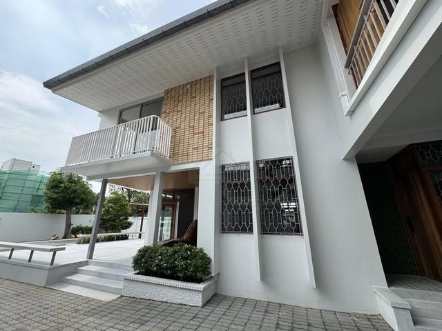 ให้เช่าบ้านเดี่ยว143ตรว.ย่านเอกมัยทองหล่อสุขุมวิทซอยปรีดีพนมยงค์25เอกมัยซอย10 รีโนเวทใหม่ทั้งหมด