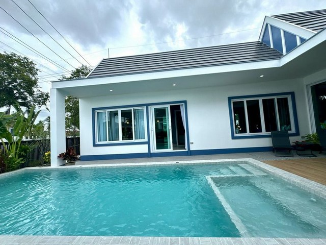 บ้านเดี่ยวสร้างใหม่สไตล์นอดิก และสระว่ายน้ำส่วนตัว ตกแต่งพร้อมเข้าอยู่ 