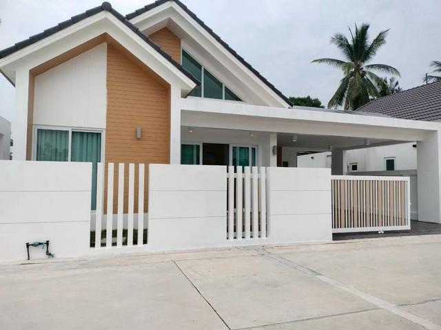 ขายบ้านเดียว 1 ชั้น หมู่บ้าน ธนากร  ตำบลตะเคียนเตี้ย อำเภอบางละมุง  จังหวัดชลบุรี