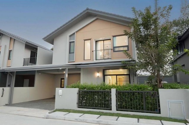 ให้เช่าบ้านเดี่ยว 2 ชั้น ทำเลดี ติดถนนใหญ่ โครงการ อณาสิริพายัพ 