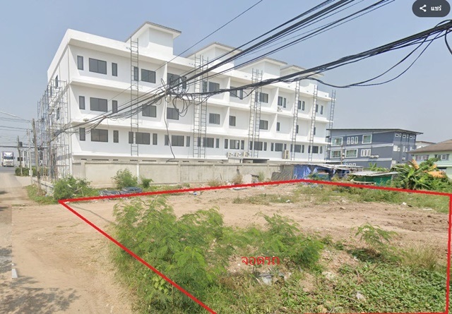 คลองห้า ม.เทคโนโลยีราชมงคลธัญบุรี  4.5 กม.เช่าอาคารพาณิชย์ 4.5 ชั้น มีดาดฟ้า 20 ตร.วา.336.ม.ฟิวเจอร์พาร์ค รังสิต 5.1 กม. 3 นอน 3 น้ำ