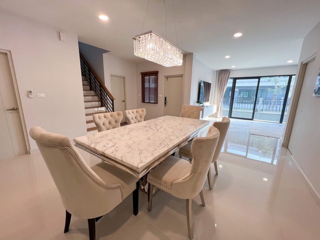 LV53185 ให้เช่า บ้านเดี่ยว หลังใหม่ เซนโทร บางนา Centro Bangna ทำเลเทพ ใกล้ เมกาบางนา