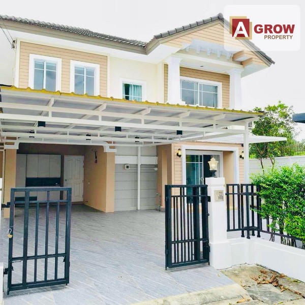 หมู่บ้านภัสสร วัชรพล-วงแหวน บ้านสวย จัดสวนให้พร้อมมุมนั่งเล่น เฟอร์นิเจอร์ครบพร้อมอยู่