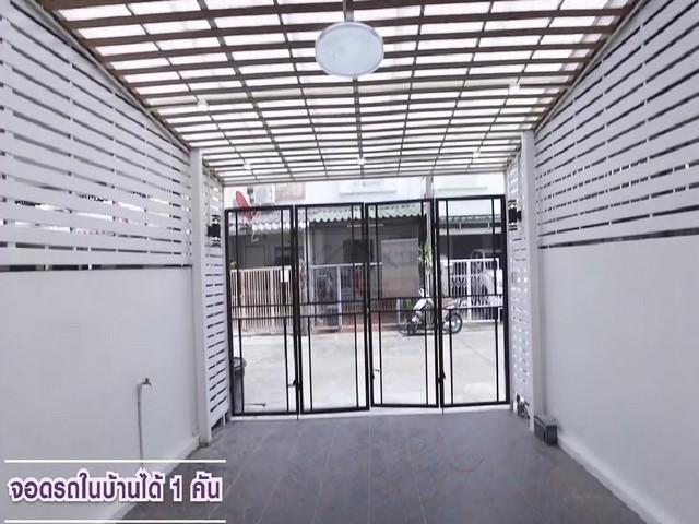 ขายทาวน์เฮ้าส์ 2 ชั้น 16 ตรว. หมู่บ้านสวนทิพย์ คลองลำเจียก 12 สไตล์มินิมอล ใกล้เลียบด่วน