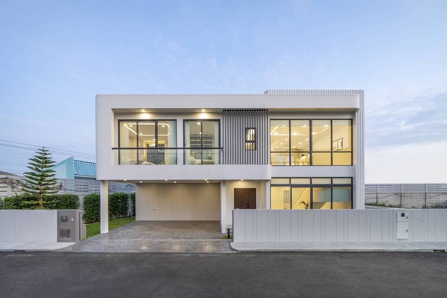 ขายบ้านเดี่ยว 2 ชั้น อาร์ทีค รามคำแหง 81 ตร.วา แบบบ้าน Reluxe สไตล์หรูหรา เหมาะสำหรับครอบครัวใหญ่