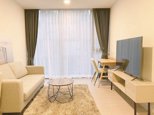 Quintara Sukhumvit 42 spacious safe comfortable 6th floor BTS Ekkamai