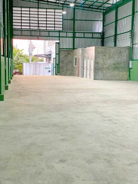 ถ.พระราม2 ย่านพระราม 2 ตลาดบางกระดี่ เฮียชุ้น 1.5 กม.ทำเลดี ทำโรงงาน 3น้ำ รร.วัดบางกระดี่ 1 กม. ให้เช่าโกดัง 152 ตร.วา.542 ตร.ม.