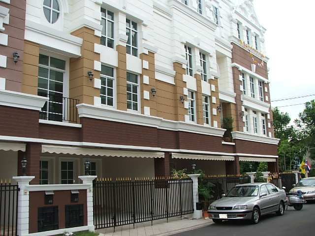 HR2574ขายทาวน์โฮม 4 ชั้น พลัส ซิดี้ พาร์ค สุขุมวิท 101/1 วชิรธรรมสาธิต เดินทางสะดวกใกล้ทางด่วนใกล้รถไฟฟ้า