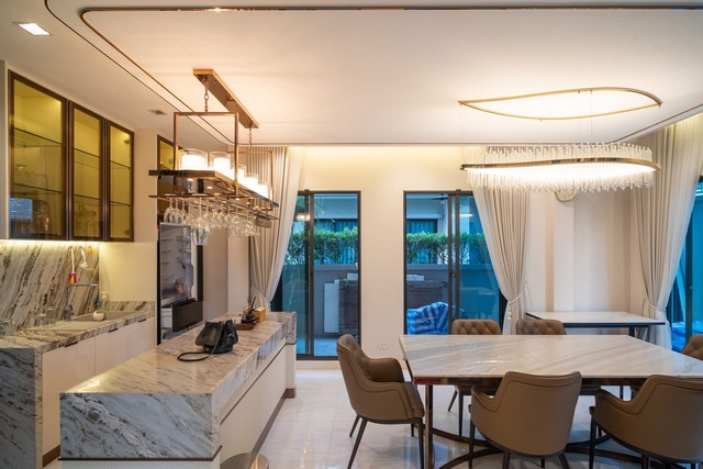 บ้านเดี่ยว บางกอก บูเลอวาร์ด พระราม 9 ให้เช่า 3 ห้องนอน