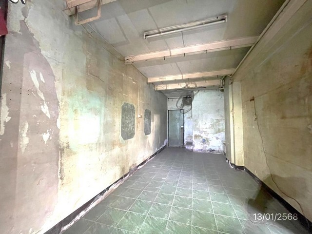 ขายอาคารพาณิชย์ 4 ชั้ั้น 2 คูหา ซ.ฉลองกรุง 26 ลำปลาทิว  ลาดกระบัง กรุงเทพมหานคร