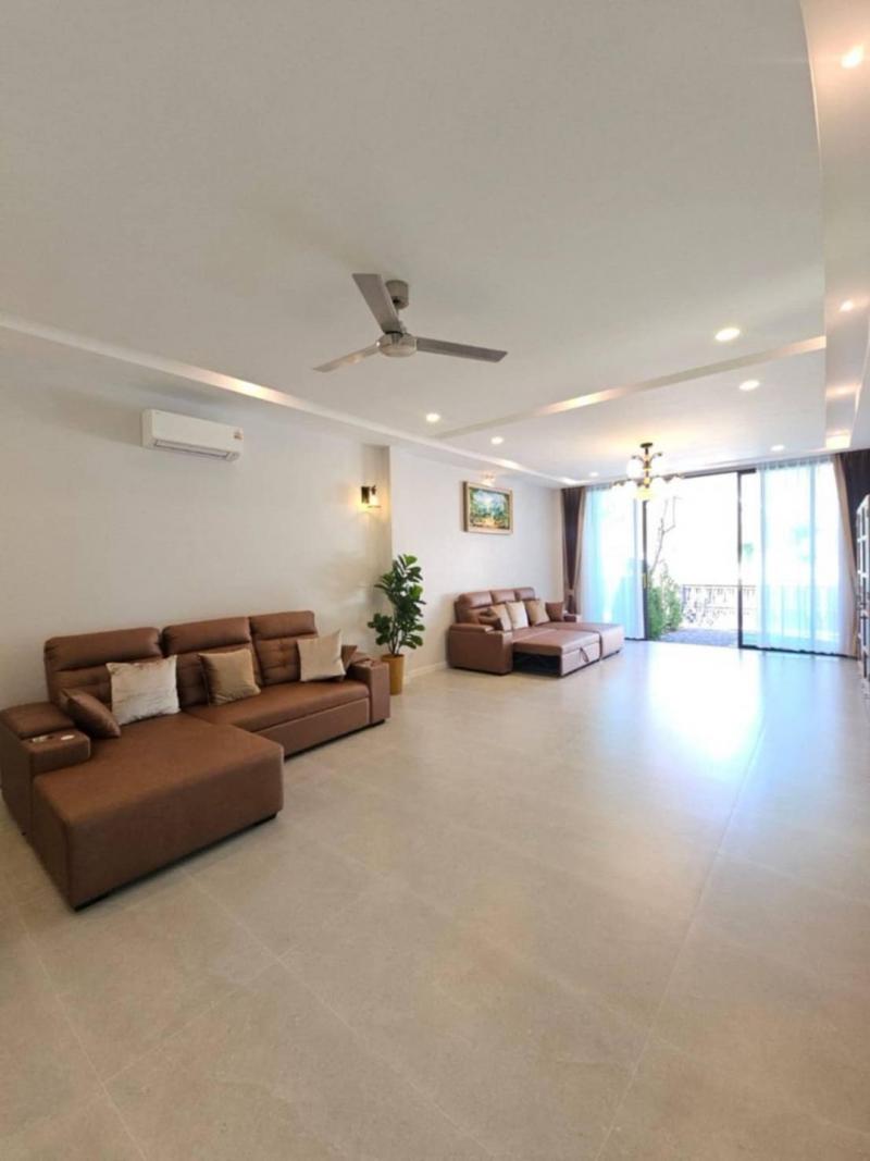 บ้านใหม่ #โซนน้ำแพร่ #หางดง 12.9 ล้าน 198 ตรว. บ้านชั้นเดียว ท่ามกลางธรรมชาติ บ้านรูปตัว U มีสวนตรงกลาง เฟอร์นิเจอร์ครบ พร้อมเข้าอยู่ได้เลย