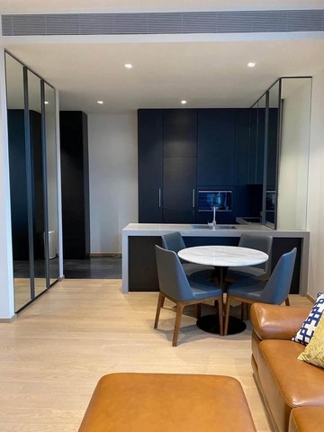 RR039 28 Chidlom ห้อง74 ตรม. 2ห้องนอน 2ห้องน้ำ เฟอร์นิเจอร์ครบครัน