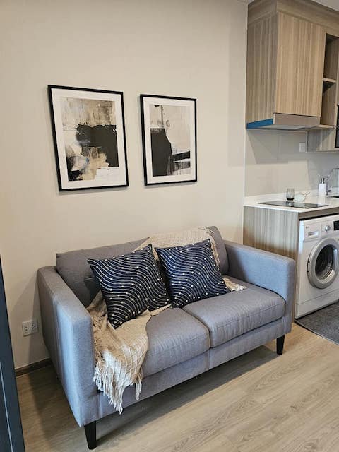 Life Rama 4 Asoke beautiful view clean comfortable 11th floor MRT Khlong Toei