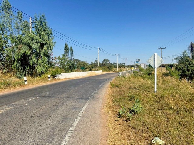 ขายที่เปล่าชัยภูมิขายที่แบ่งล็อค ขายที่เปล่าติดถนนตำบลบ้านนาเสียวชัยภูมิ  ต.นาเสียว อ.เมืองชัยภูมิ จ.ชัยภูมิ