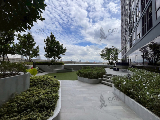 คอนโด ดิ ออริจิ้น ลาดพร้าว-บางกะปิ โครงสร้างแข็งแรง ติดรถไฟฟ้าสายสีเหลือง ห้องใหม่ ใกล้ห้างสรรพสินค้า เดินทางสะดวก