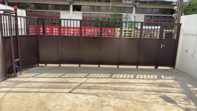 เช่าบ้านเดี่ยวสองชั้น ซอยศรีด่าน 1/5 ตำบลสำโรงเหนือ  อำเภอเมือง  สมุทรปราการ