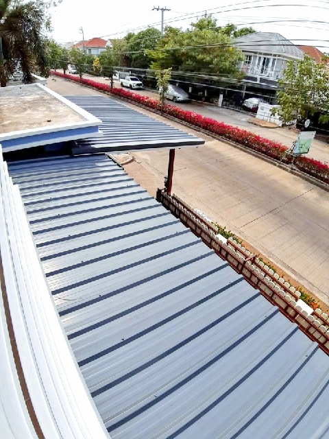 ตลาดพระปิ่น 3 1.5 กม. รพ.บางใหญ่ 1.6 กม. ตลาดเลิศนิมิต 1.7 กม. บ้านเดี่ยว 2 ชั้น เพอร์เฟค พาร์ค 3 นอน 3 น้ำ 56 ตร.วา.230 ตร.ม.3 น้ำ