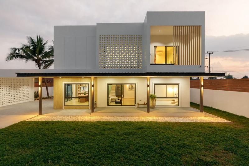 8.79 ล้าน 200 ตรว. สารภี #บ้านสร้างใหม่ 2 ชั้น #สไตล์โมเดิร์น ตกแต่งสวย #เฟอร์นิเจอร์จัดเต็ม #พร้อมเข้าอยู่ได้เลย