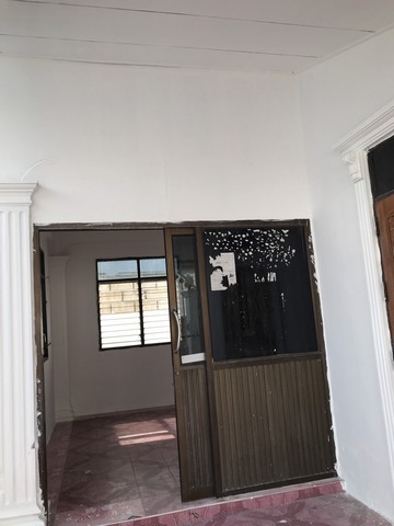 ทำเลเงื่อนไขซื้อขายสิ่งสำคัญ ขายบ้านเดี่ยว เมืองสมุทรสาคร  36 วา ชั้นเดียว บางหญ้าแพรก