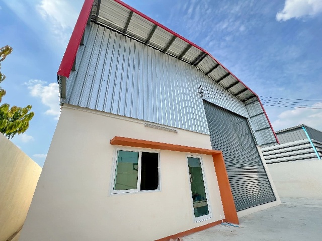 HR2584ให้เช่าบ้านเดี่ยว โครงการเซนโทร บางนา-ศรีนครินทร์ ใกล้สนามกอล์ฟเมืองแก้ว เดินทางสะดวก