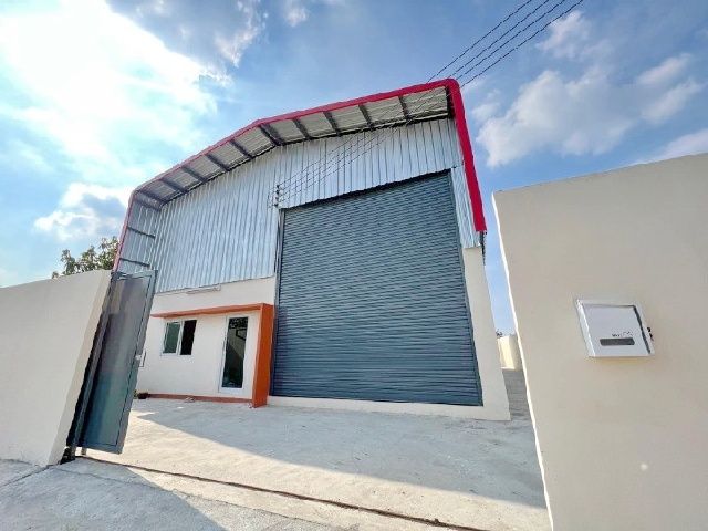 ถ.เอกชัย-บางบอน5 รร.วัดหนองแขม 1 กม. เช่าโกดังสร้างใหม่ 91ตร.วา. 365ตร.ม.เทคโนโลยี เพชรเกษม 1กม.1 ออฟฟิศ 2 น้ำ  รถใหญ่เข้าออกสะดวก 