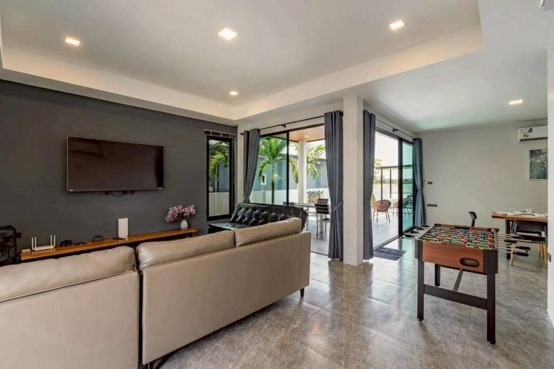 ให้เช่า 65,000 บาท/เดือน #โซนเหมืองแก้ว #แม่ริม – #พูลวิลล่าโมเดิร์น ชั้นเดียว สวยใหม่มาก! บรรยากาศสงบ #วิวสวนดอกไม้