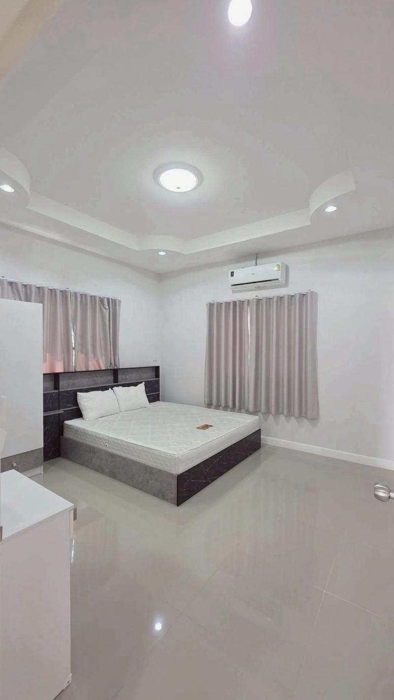 ให้เช่า 14,000 บาท/เดือน ขายถูก 2.35 ล้าน #หางดง บ้านใหม่ชั้นเดียว #หลังตลาดหางดง เฟอร์นิเจอร์ครบ พร้อมเข้าอยู่ได้เลย ไม่รับสัตว์เลี้ยง